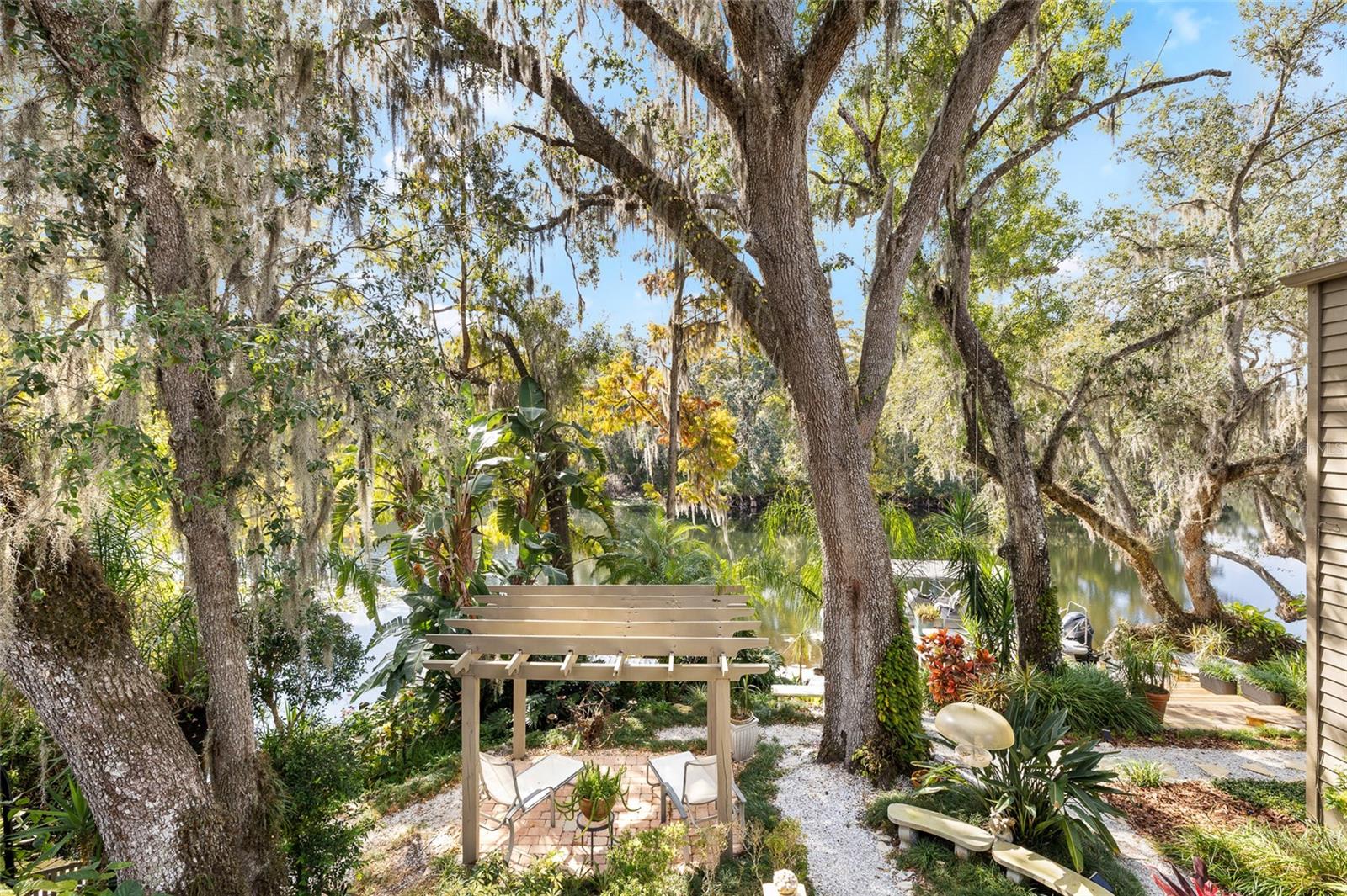 TEMPLE TERRACE ESTATES - Residential