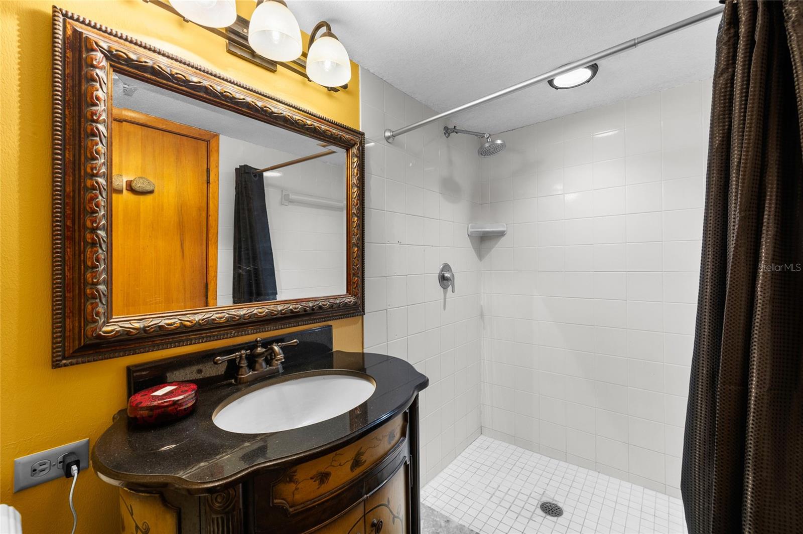 TEMPLE TERRACE ESTATES - Residential