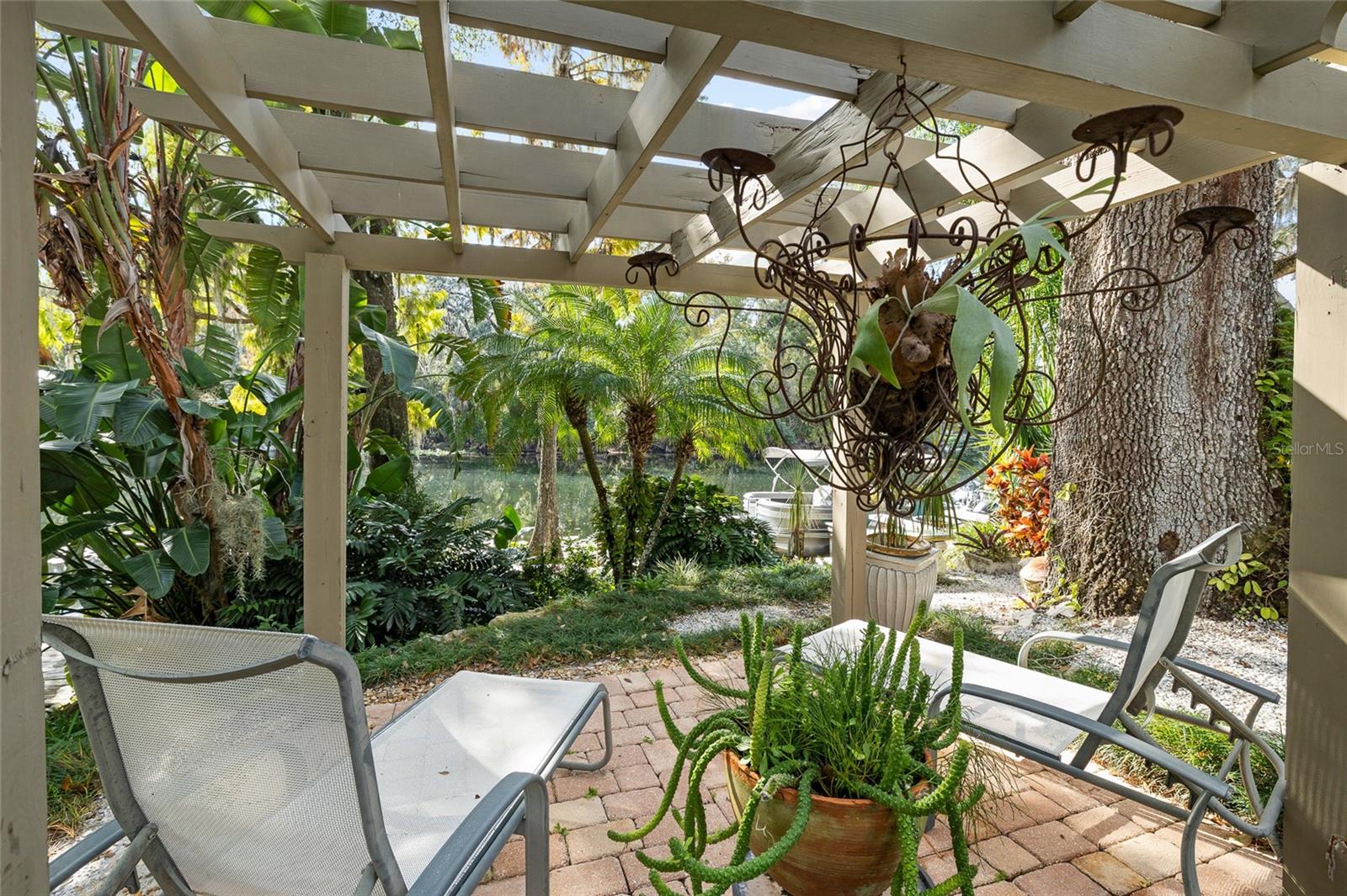 TEMPLE TERRACE ESTATES - Residential