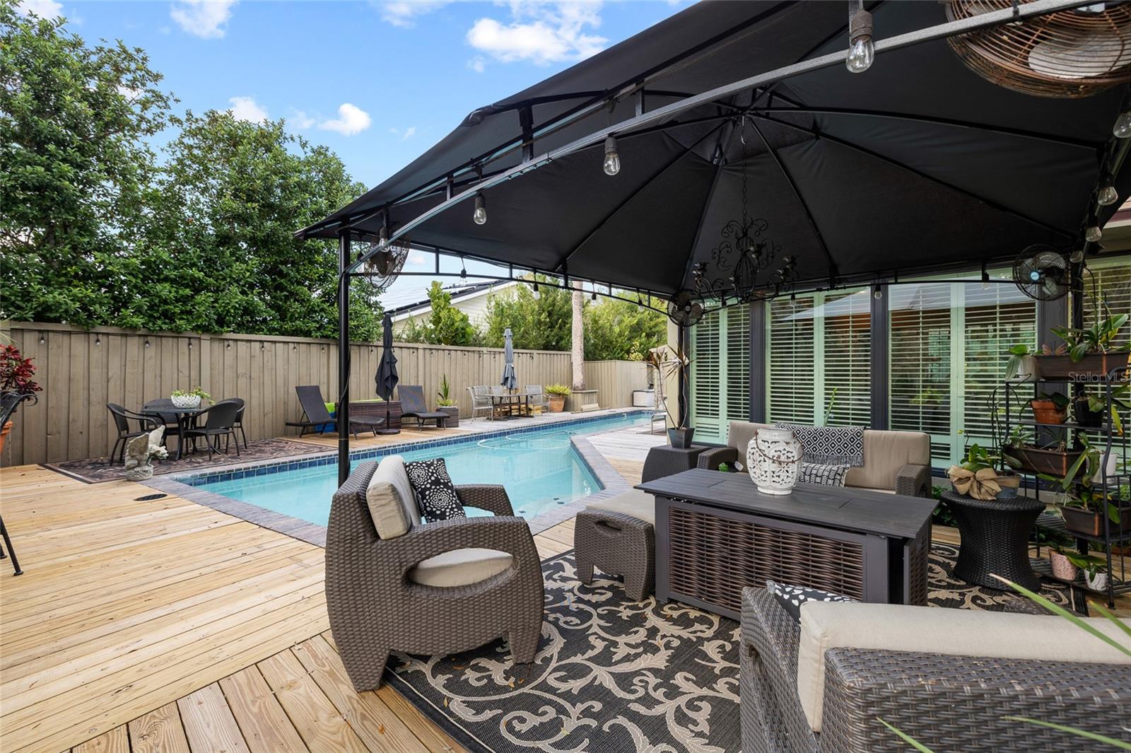 TEMPLE TERRACE ESTATES - Residential