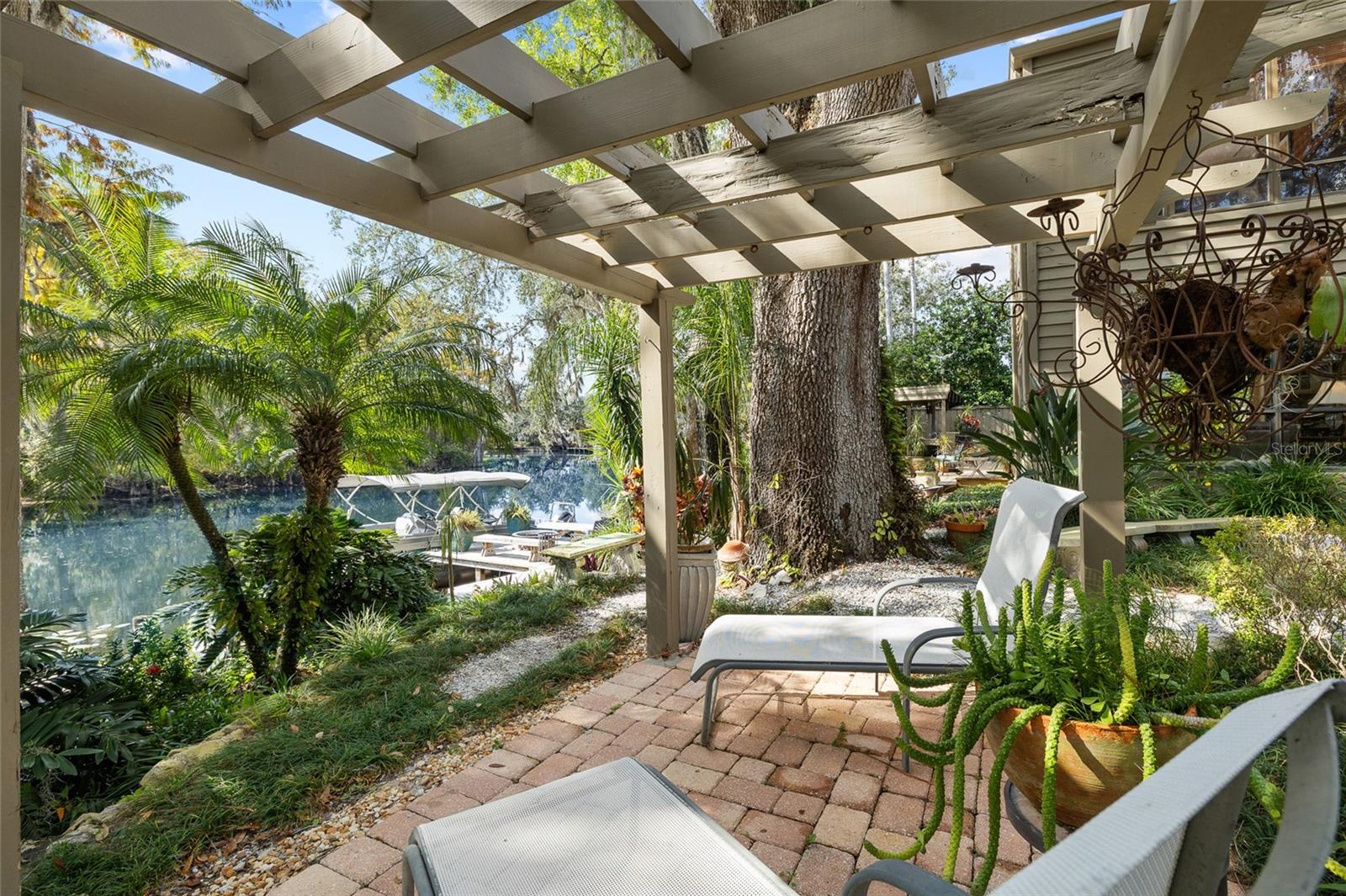 TEMPLE TERRACE ESTATES - Residential