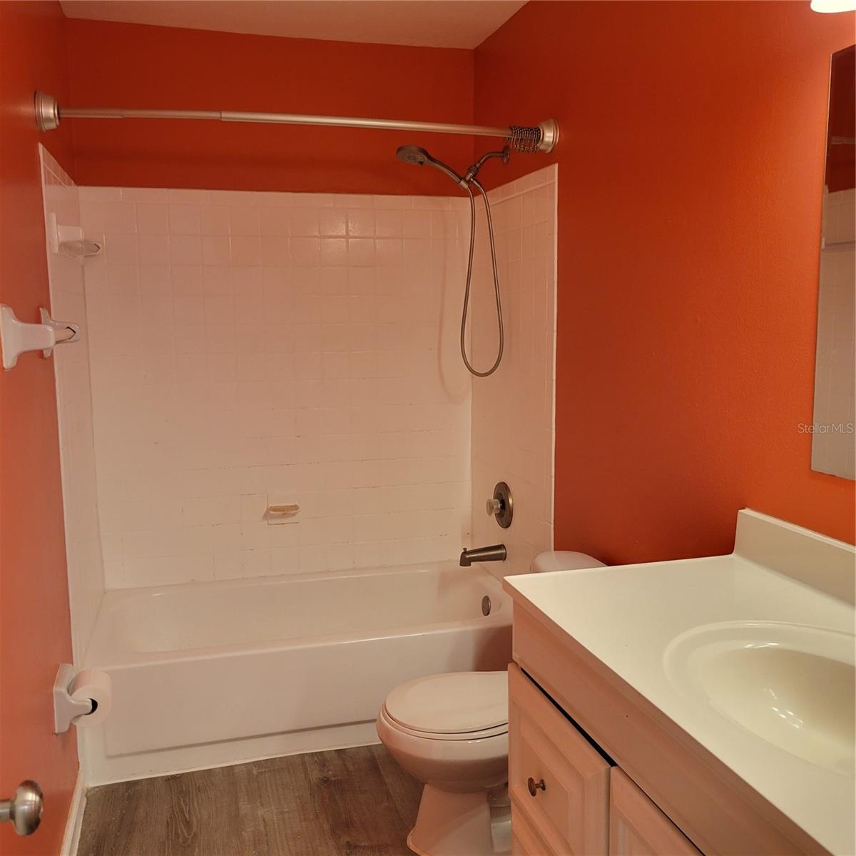 FERNBROOK TRAILS PH 3 - Residential Lease