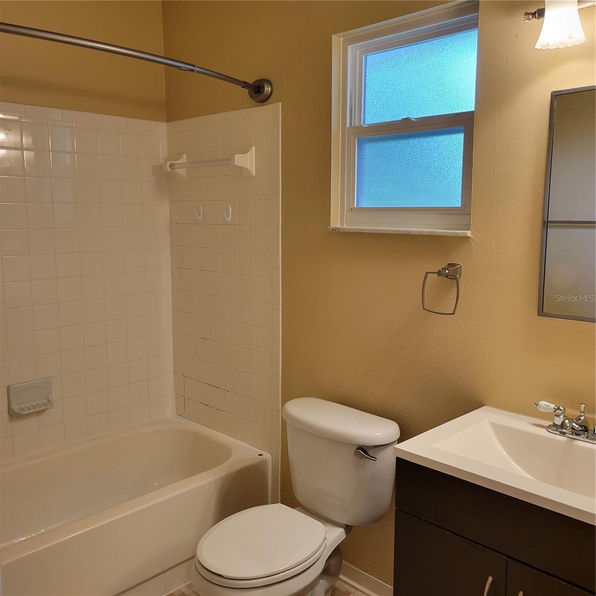 FERNBROOK TRAILS PH 3 - Residential Lease