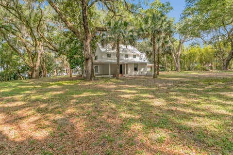 645 S Us Highway 17, San Mateo, FL 32187