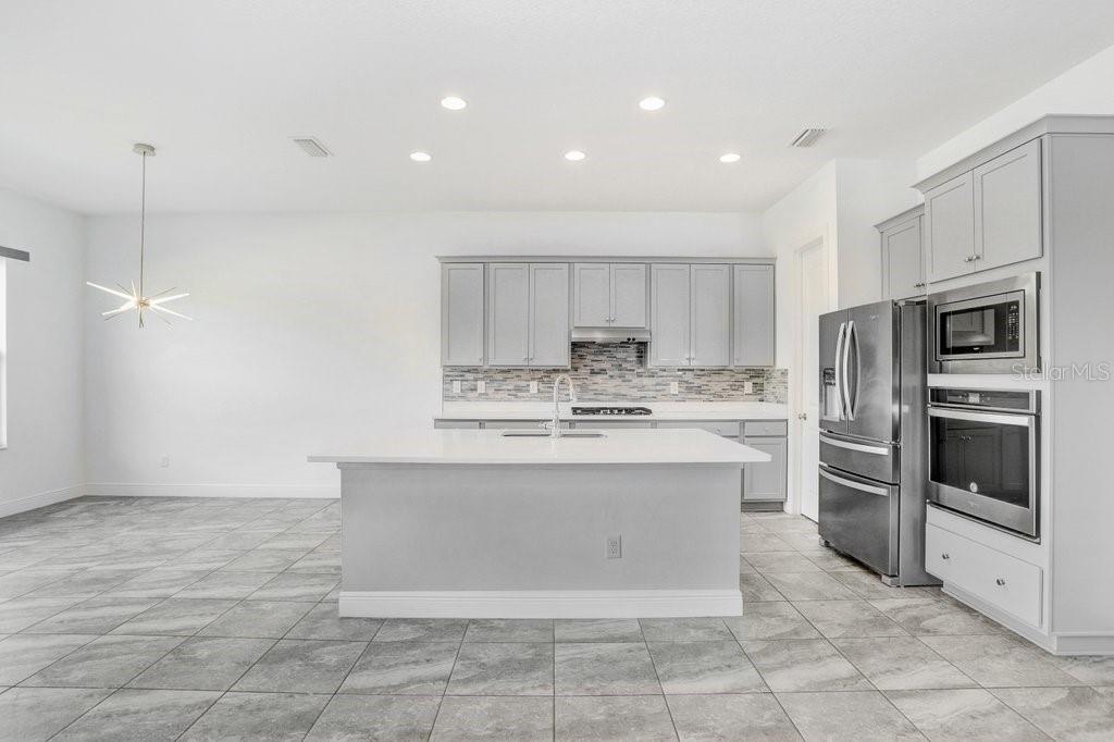 BEXLEY SOUTH PRCL 4 PH 1 - Residential Lease