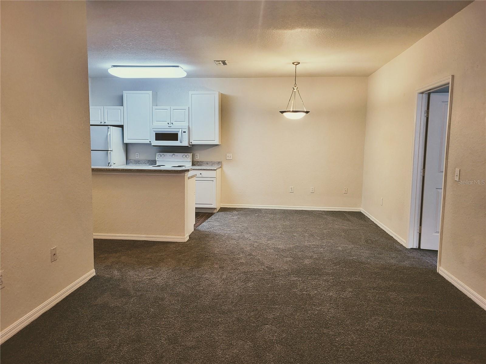 VILLAS AT SOUTHERN DUNES CONDO - Residential