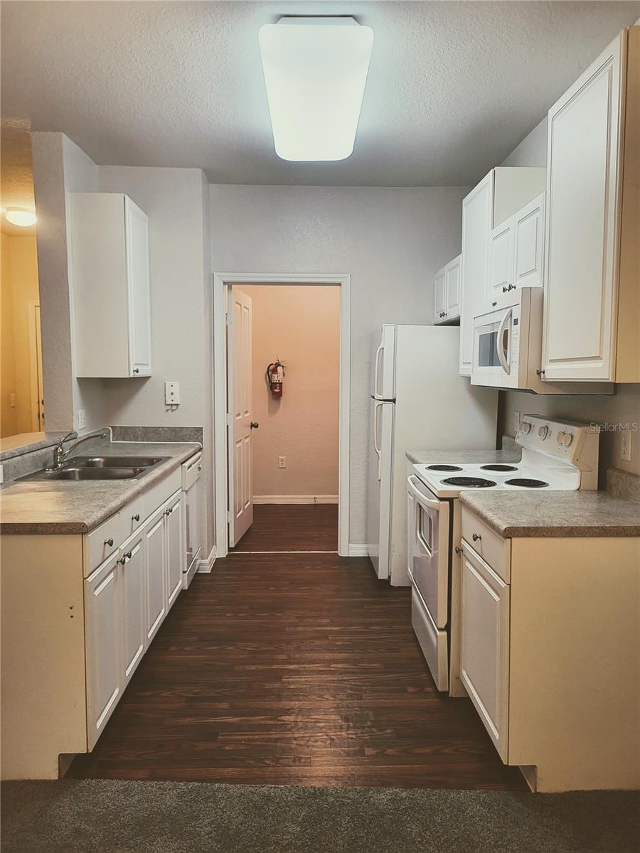 VILLAS AT SOUTHERN DUNES CONDO - Residential