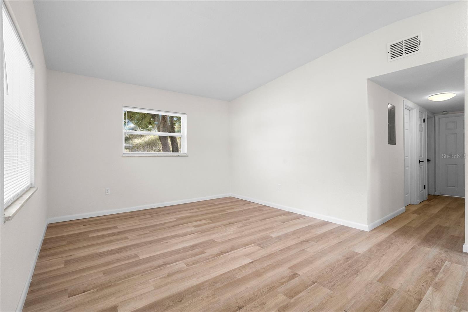 RIVERSIDE PARK ESTATES - Residential