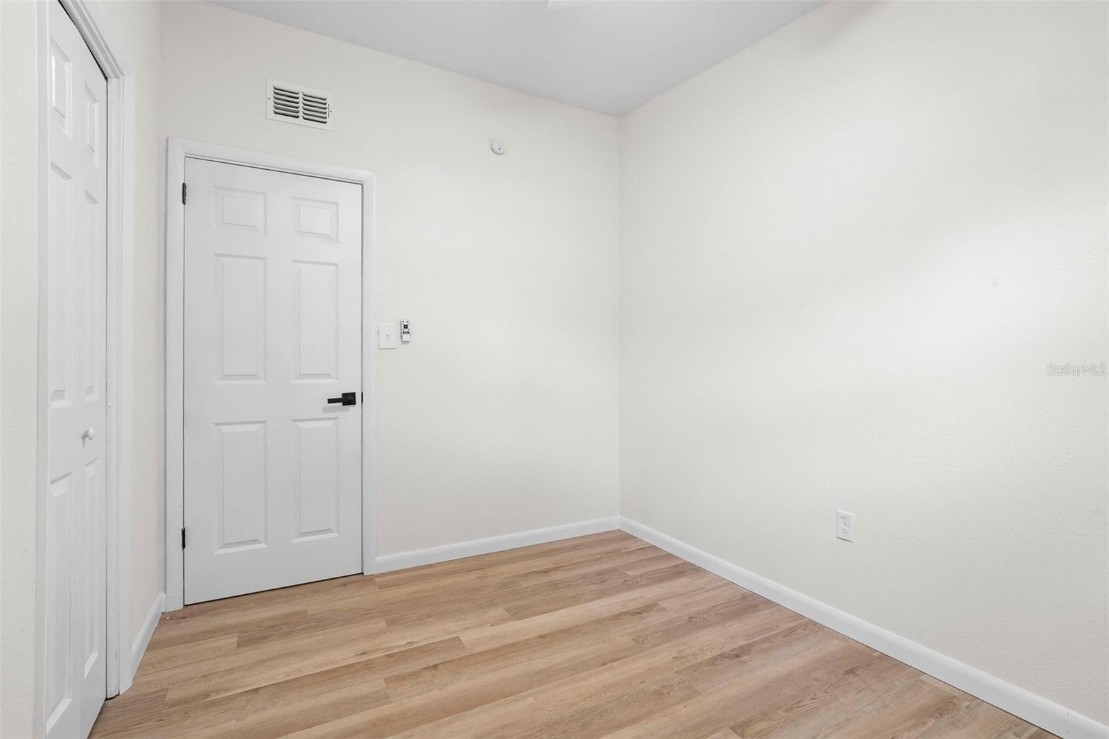 RIVERSIDE PARK ESTATES - Residential