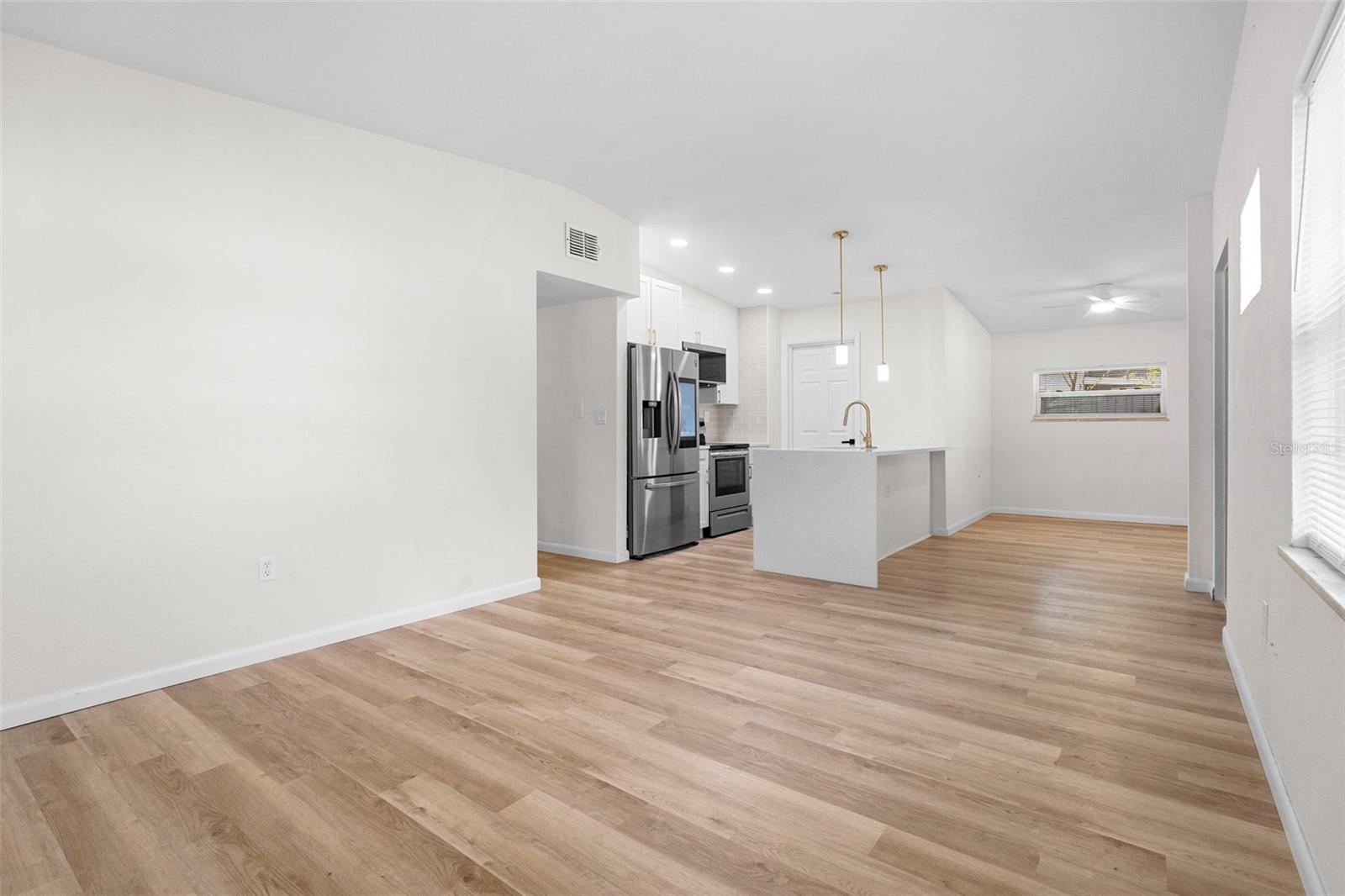 RIVERSIDE PARK ESTATES - Residential