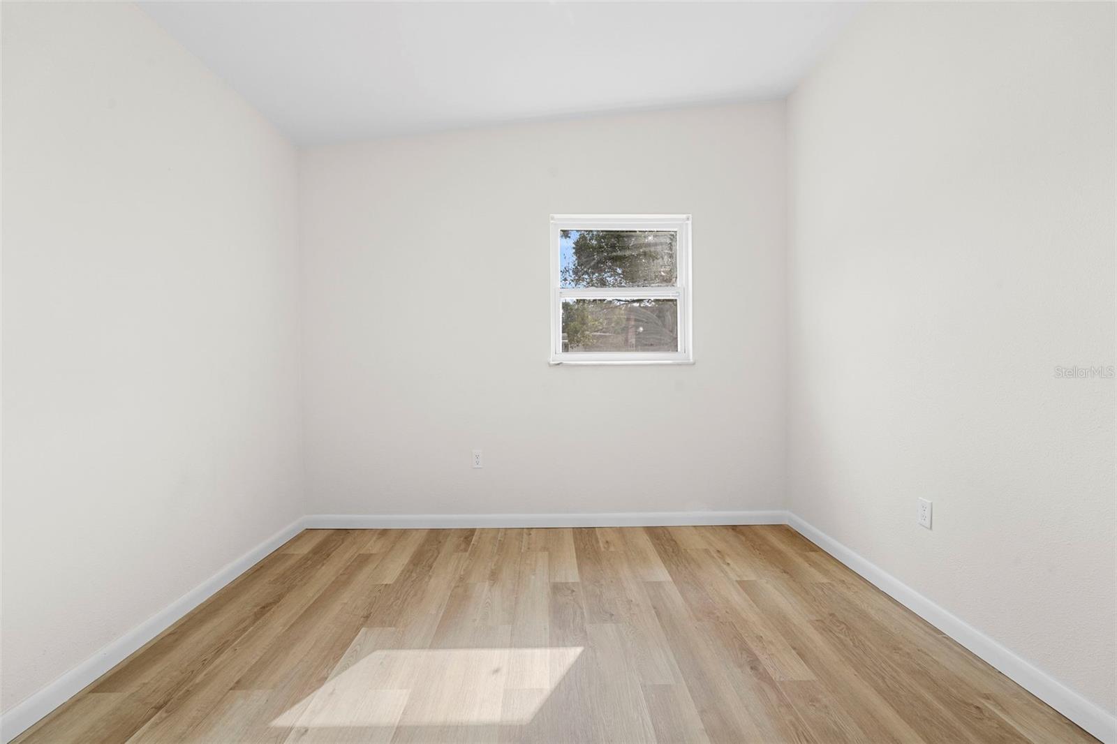 RIVERSIDE PARK ESTATES - Residential