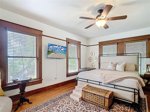 Tiny photo for 705 SE 5th Street, Ocala, FL 34471 (MLS # OM711732)