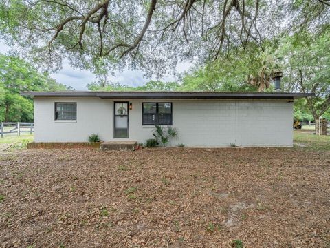 Tiny photo for 4521 NE 28th Avenue, Ocala, FL 34479 (MLS # OM723261)