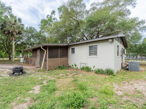 Tiny photo for 4521 NE 28th Avenue, Ocala, FL 34479 (MLS # OM723261)