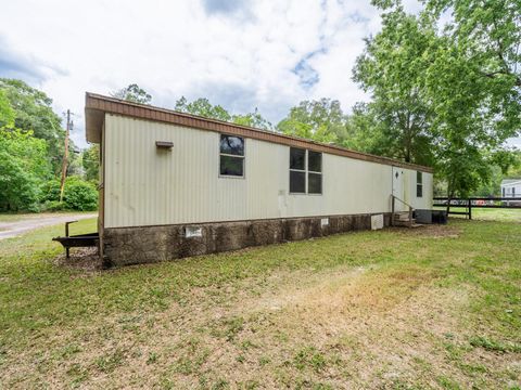 Tiny photo for 4521 NE 28th Avenue, Ocala, FL 34479 (MLS # OM723261)