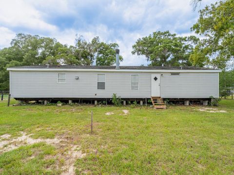 Tiny photo for 4521 NE 28th Avenue, Ocala, FL 34479 (MLS # OM723261)