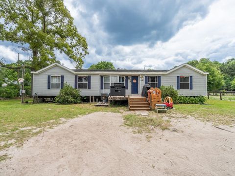 Tiny photo for 4521 NE 28th Avenue, Ocala, FL 34479 (MLS # OM723261)