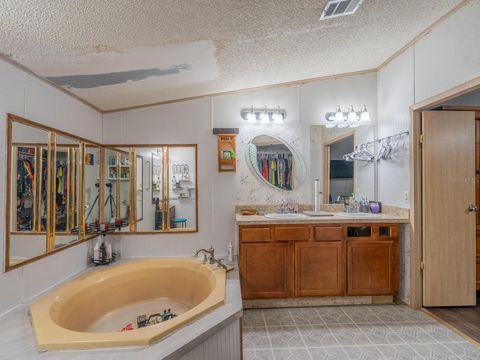 Tiny photo for 4521 NE 28th Avenue, Ocala, FL 34479 (MLS # OM723261)