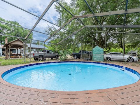 Tiny photo for 4521 NE 28th Avenue, Ocala, FL 34479 (MLS # OM723261)
