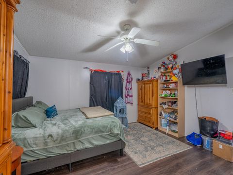 Tiny photo for 4521 NE 28th Avenue, Ocala, FL 34479 (MLS # OM723261)
