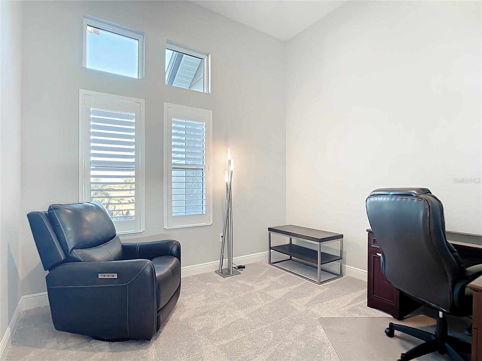 HAMPTON LAKES - Residential