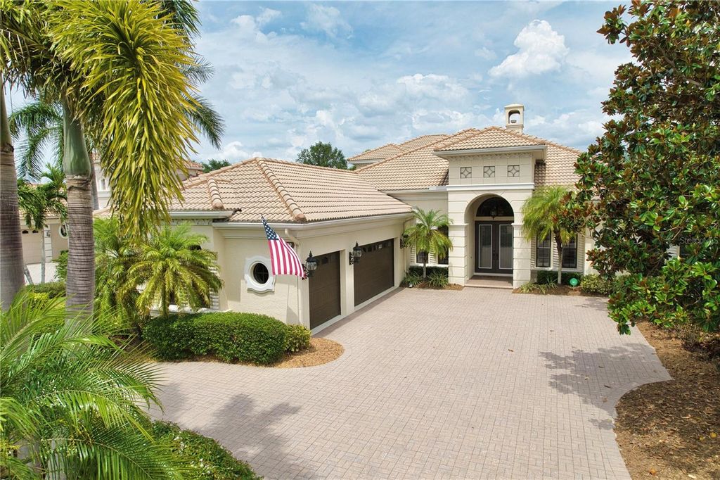 Photo of 6919 Dominion Lane, Lakewood Ranch, FL 34202 (MLS # A4696974)