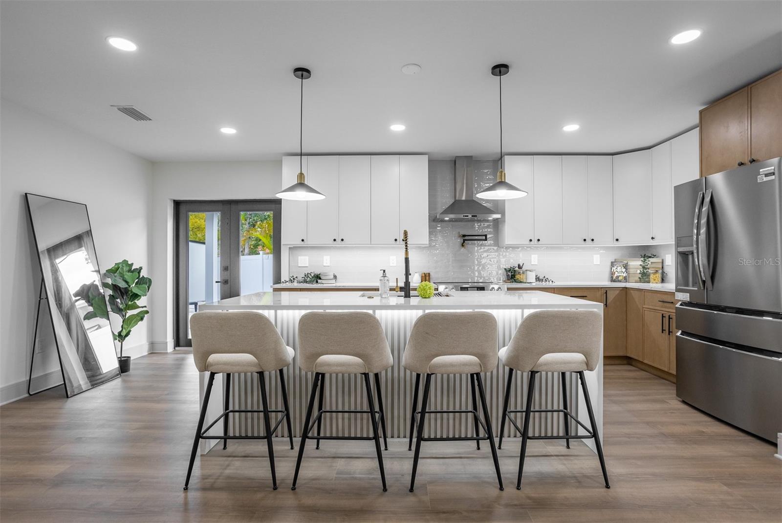 3517 W CHEROKEE AVENUE