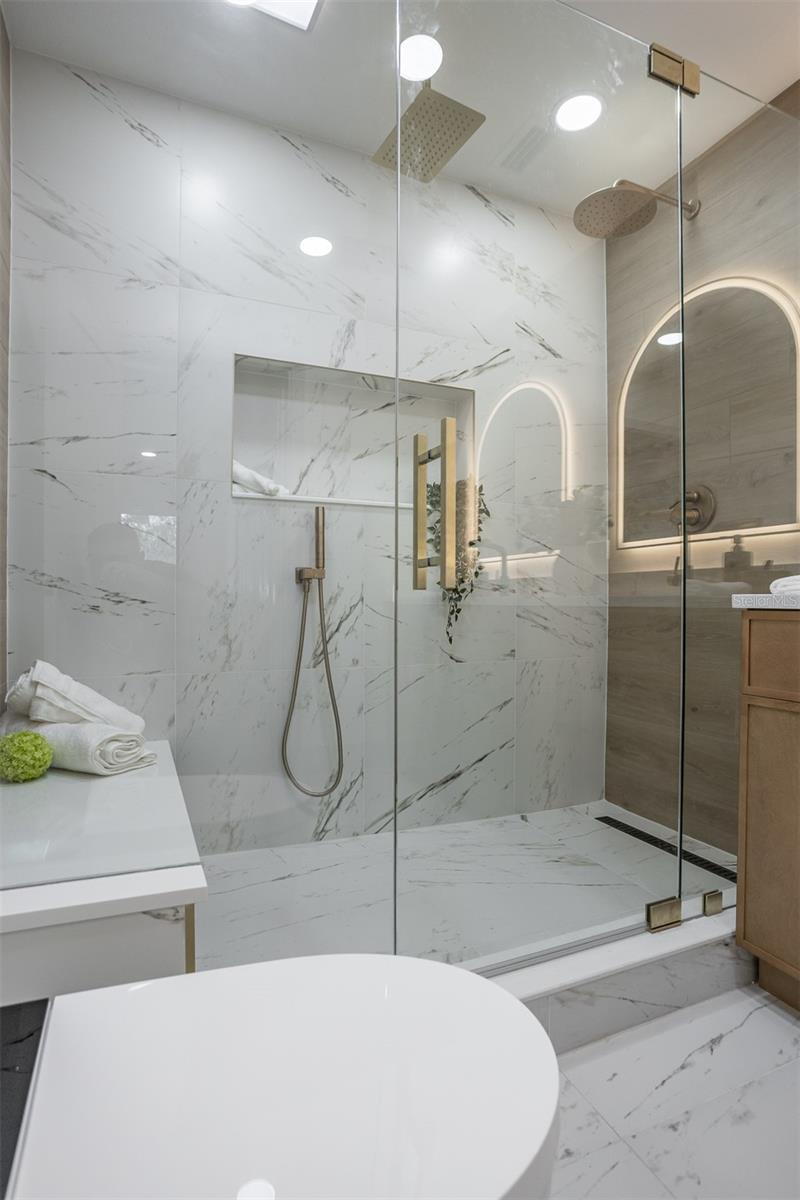 GANDY BLVD PARK ADD - Residential