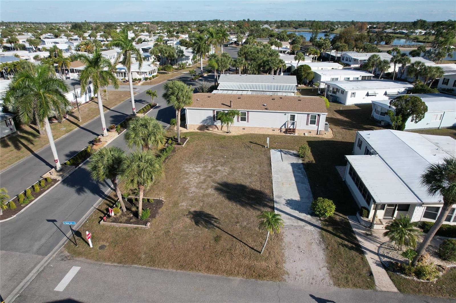 MAPLE LEAF ESTATES - Land