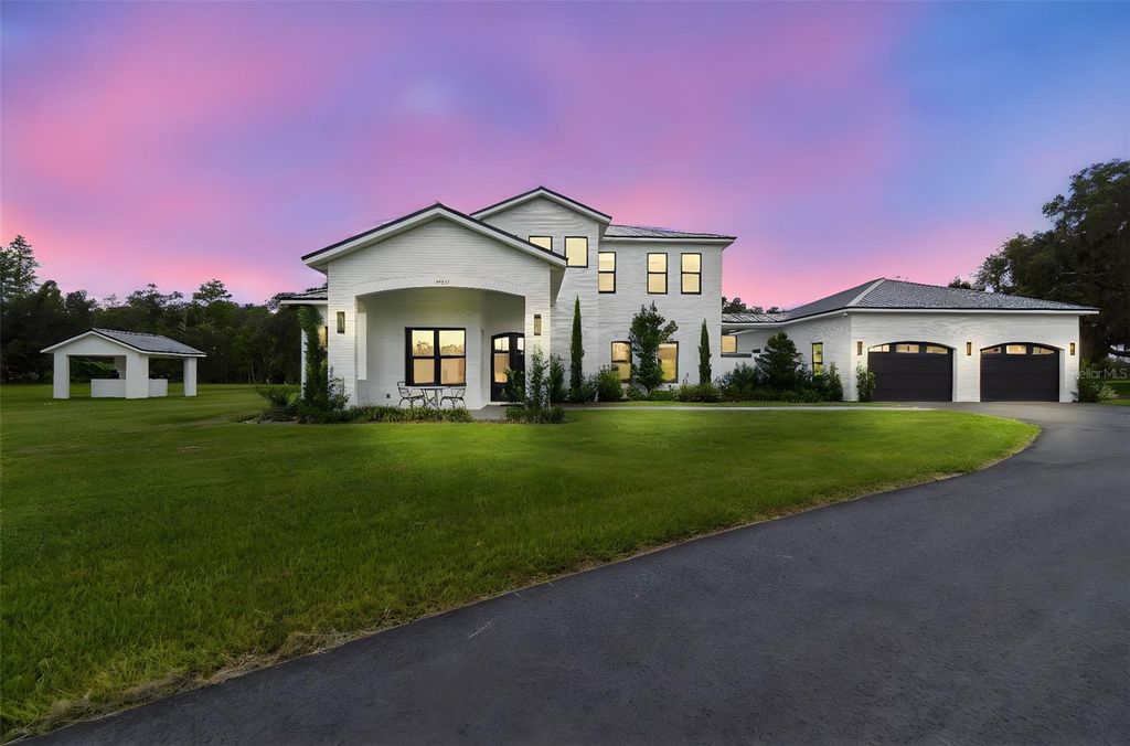 Photo of 13711 Lussier Lane, Spring Hill, FL 34610 (MLS # TB8407991)