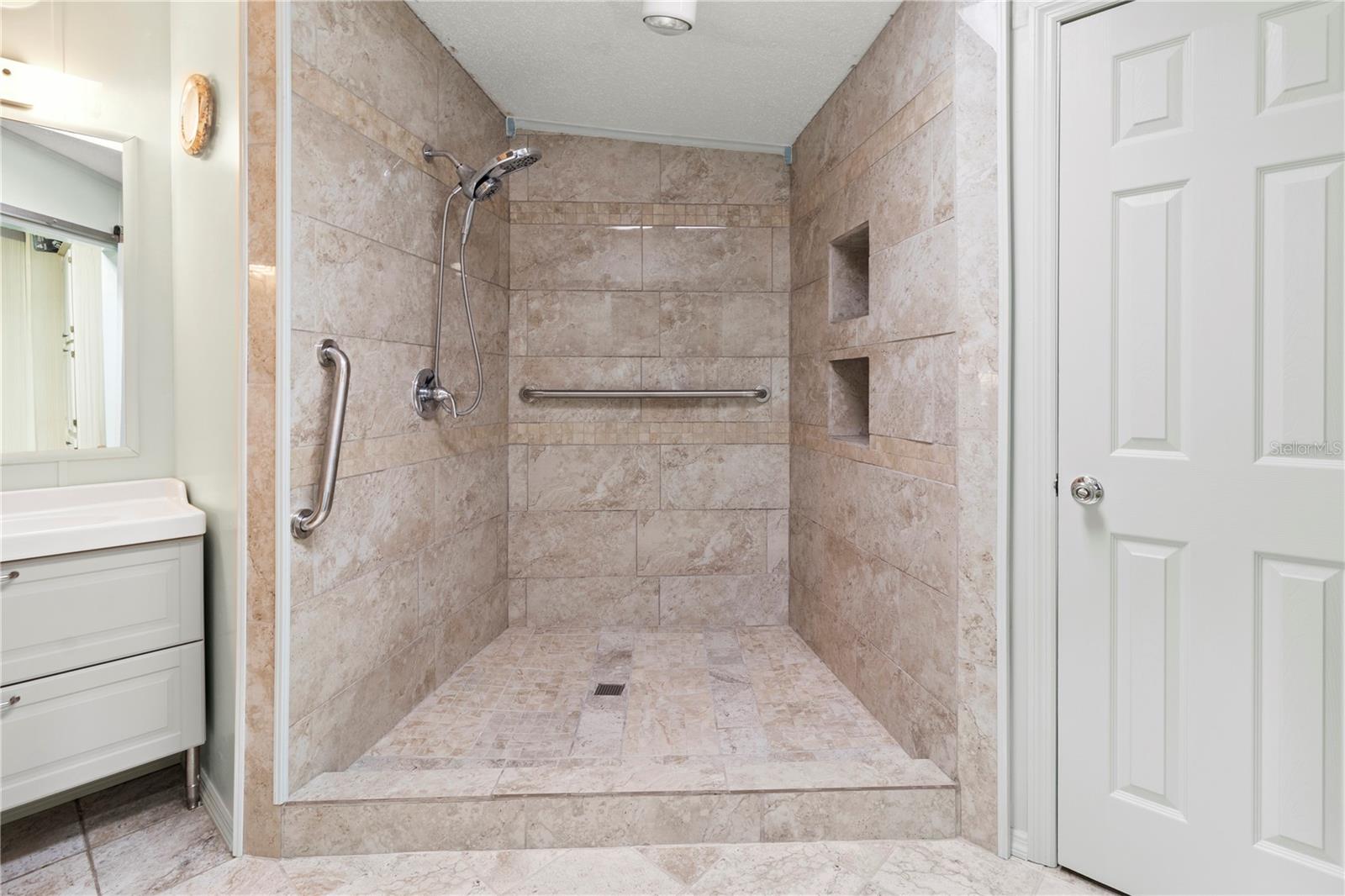 RIDGEWOOD MEADOWS PH II & III - Residential