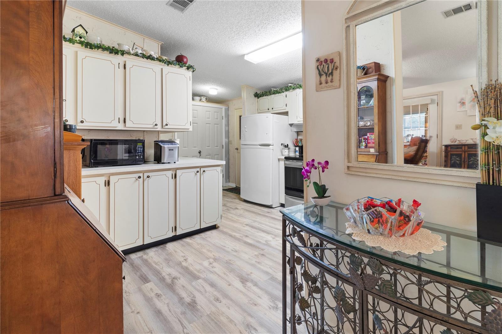 RIDGEWOOD MEADOWS PH II & III - Residential