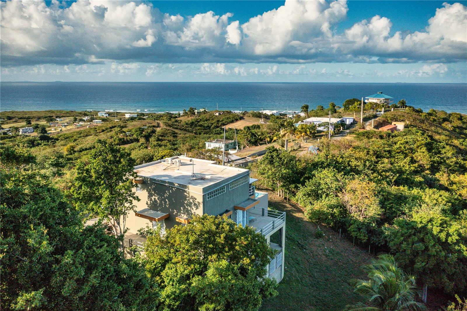 VILLA BORINQUEN - Residential