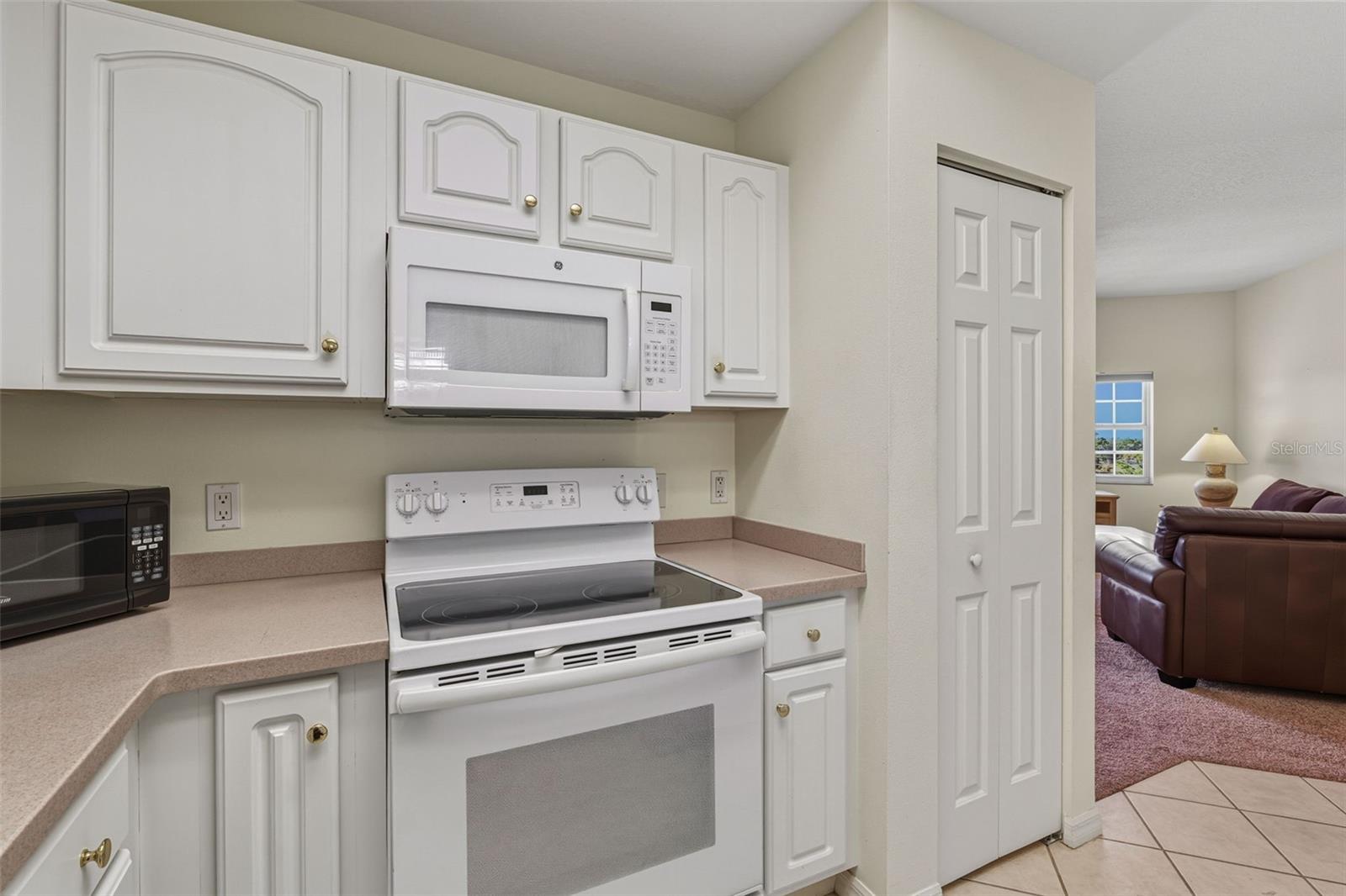 WOODMERE AT JACARANDA - Residential