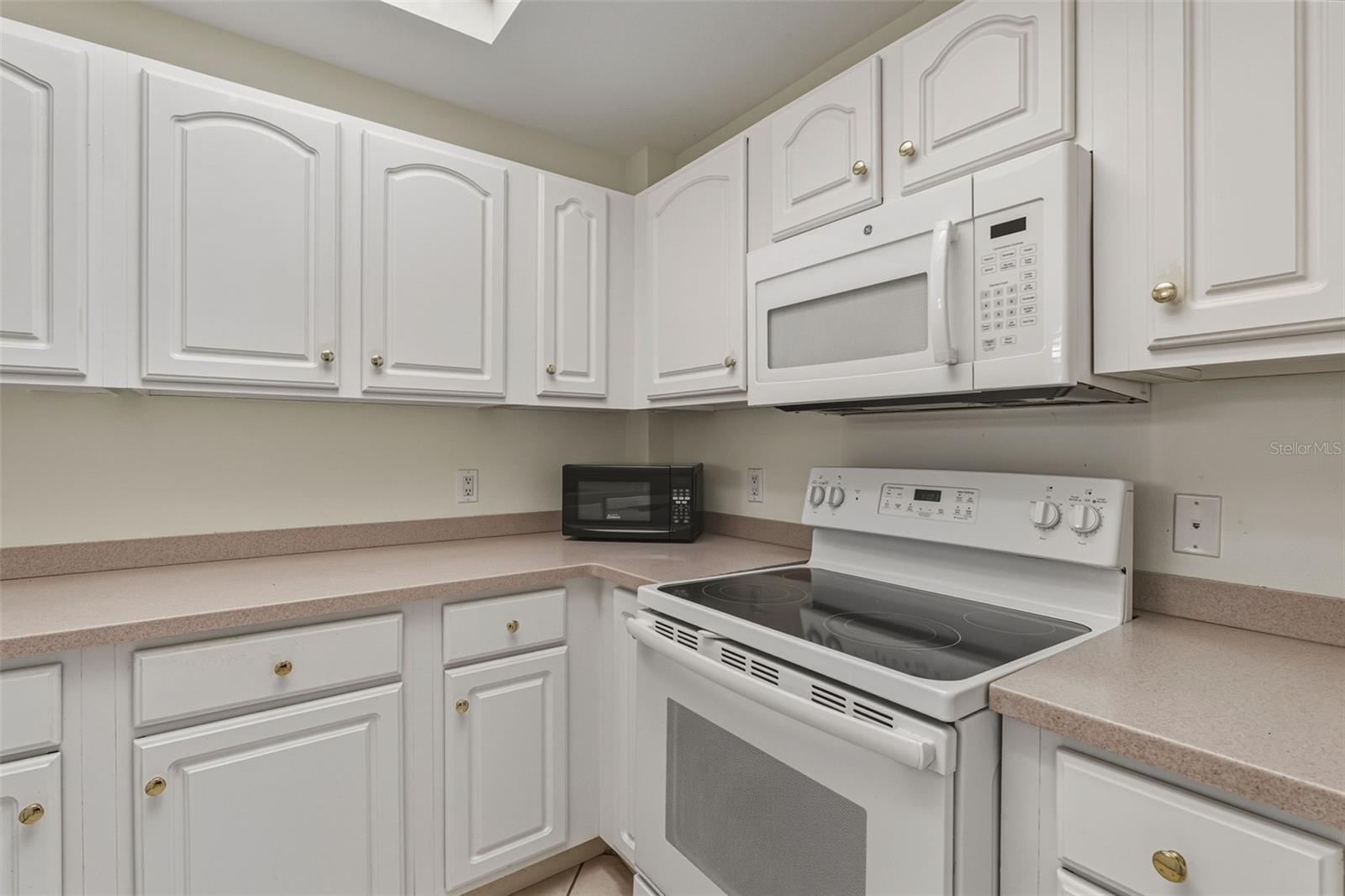 WOODMERE AT JACARANDA - Residential