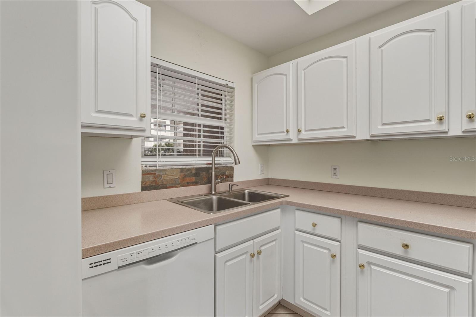 WOODMERE AT JACARANDA - Residential