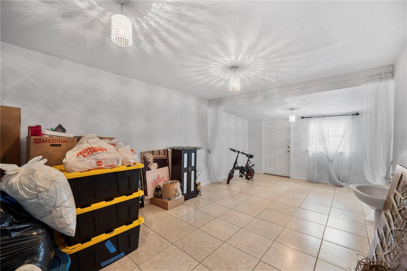 DIXIELAND REV - Residential