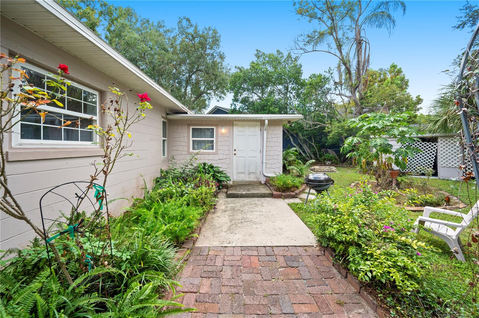 DIXIELAND REV - Residential