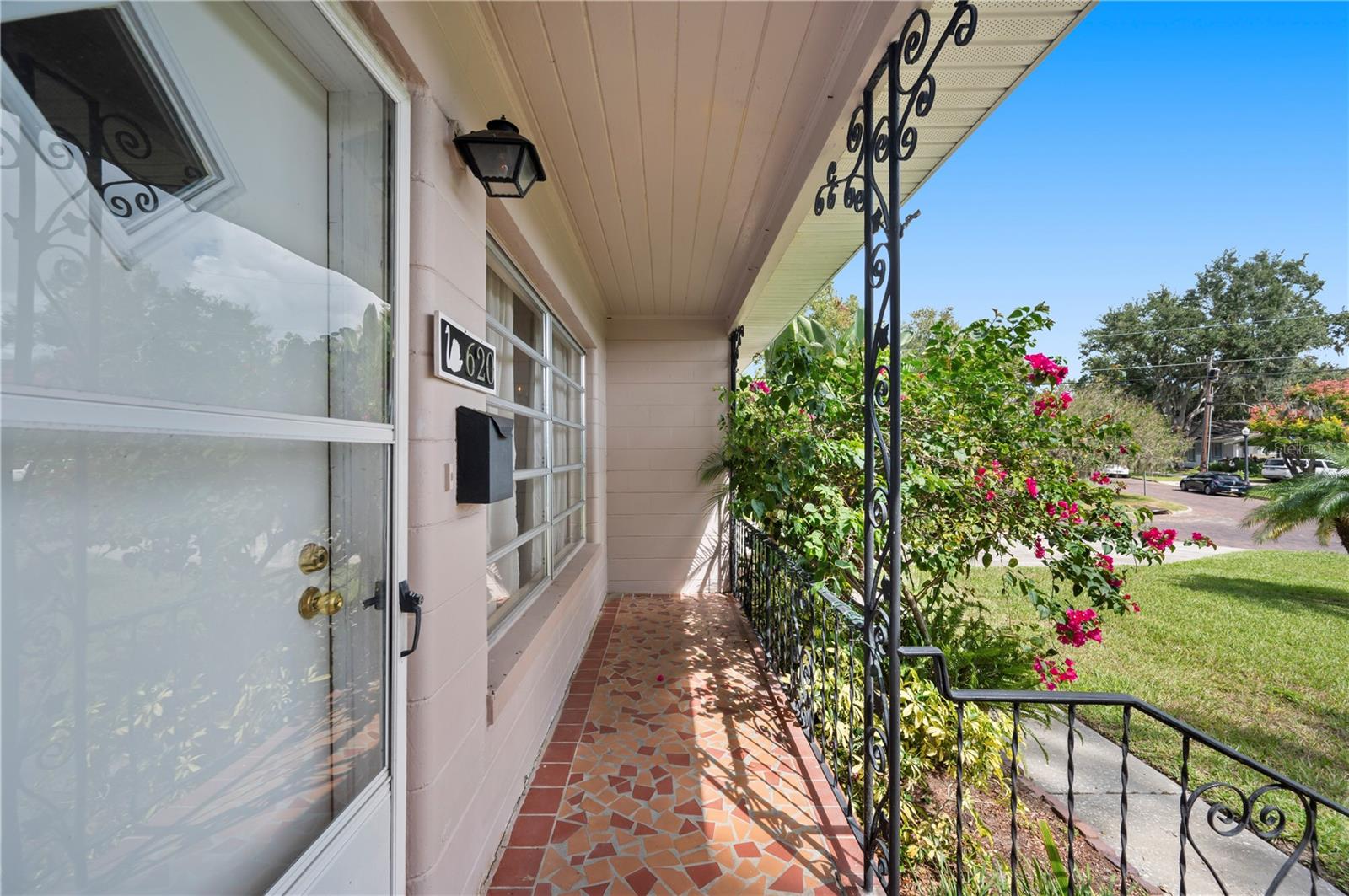 DIXIELAND REV - Residential
