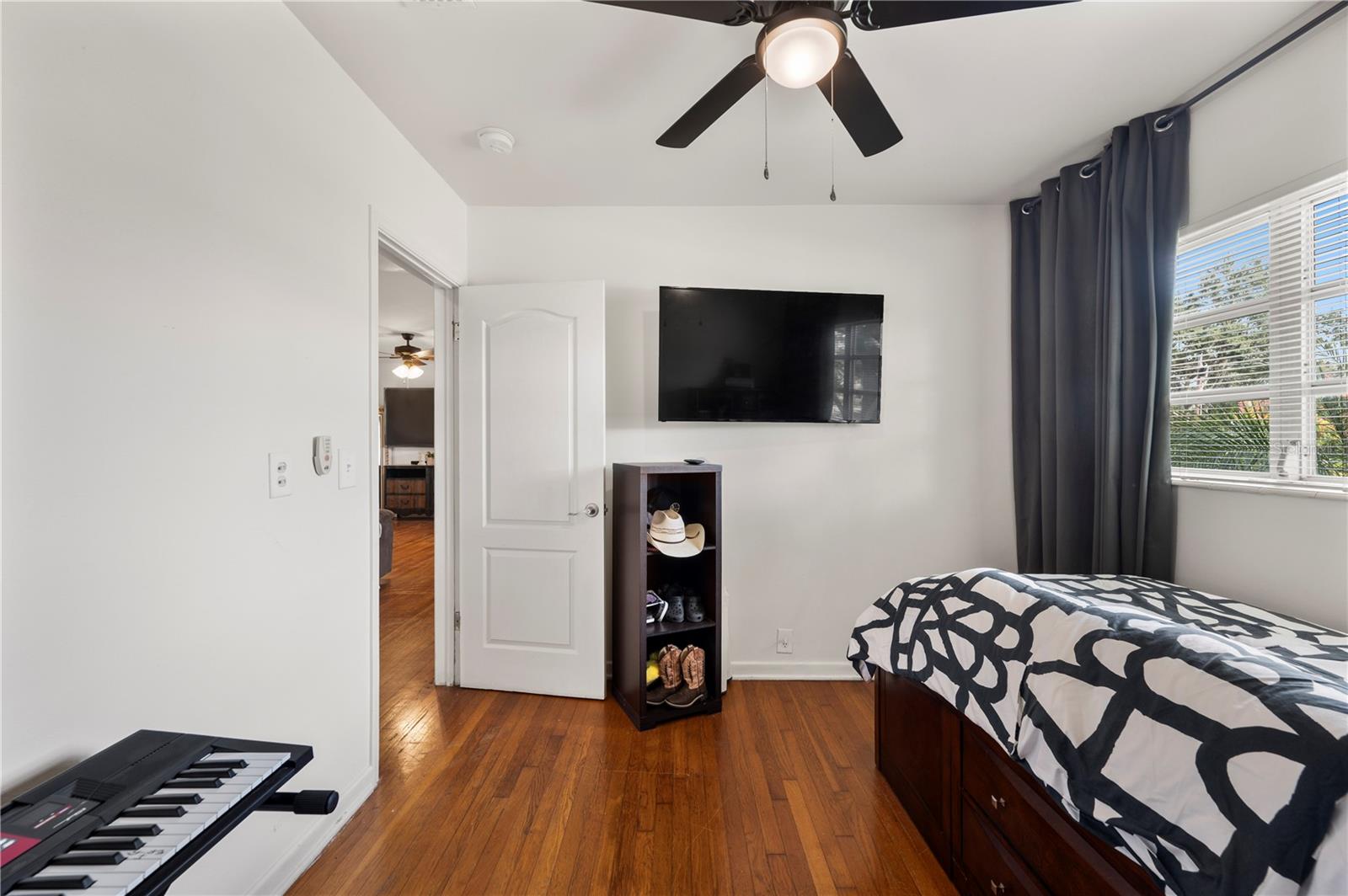 DIXIELAND REV - Residential