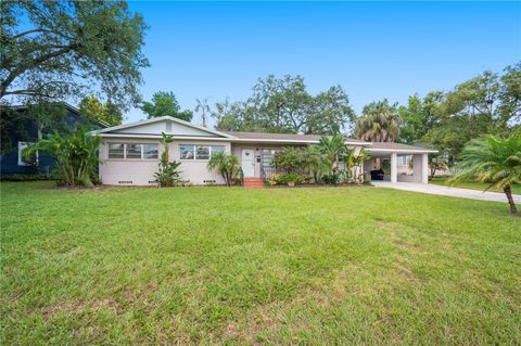 Photo of 620 E Park Street, Lakeland, FL 33803 (MLS # L4956669)