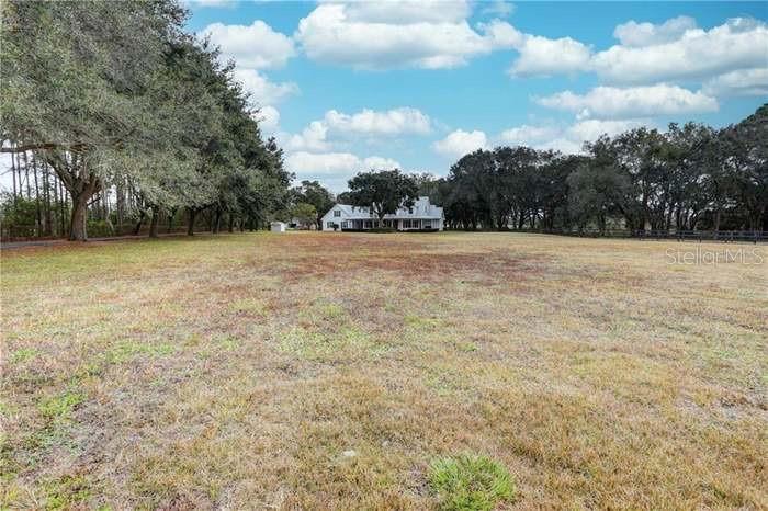 6936 HANDCART ROAD
