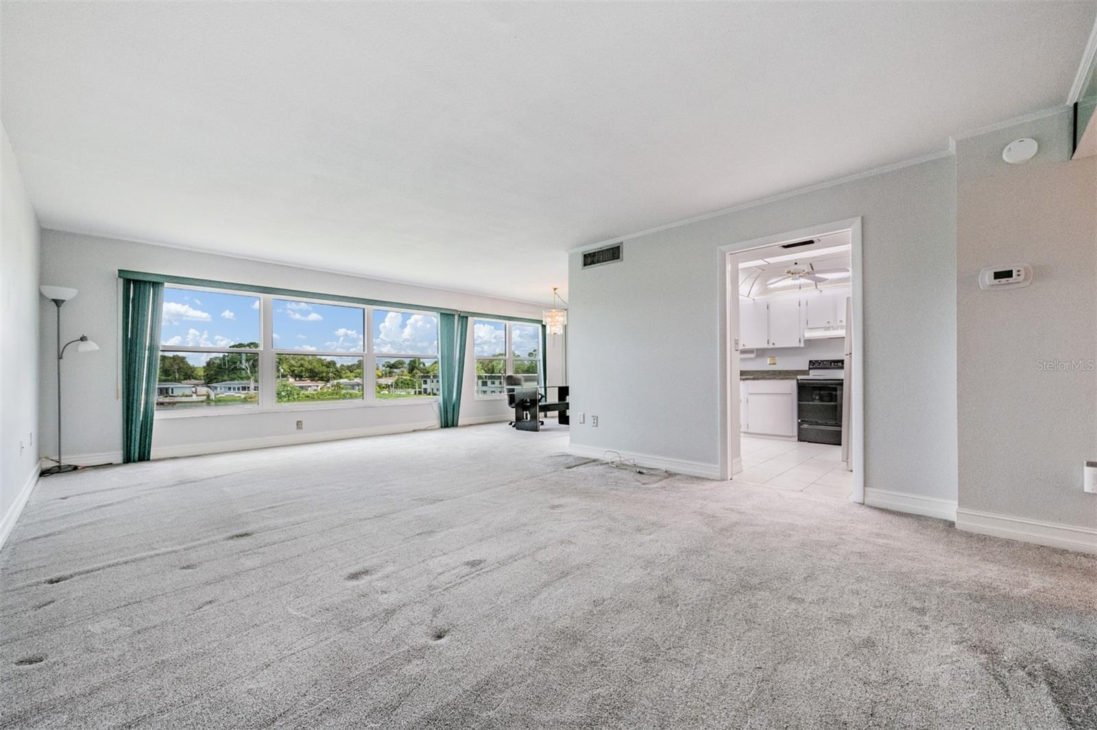 1655 S HIGHLAND AVENUE J390