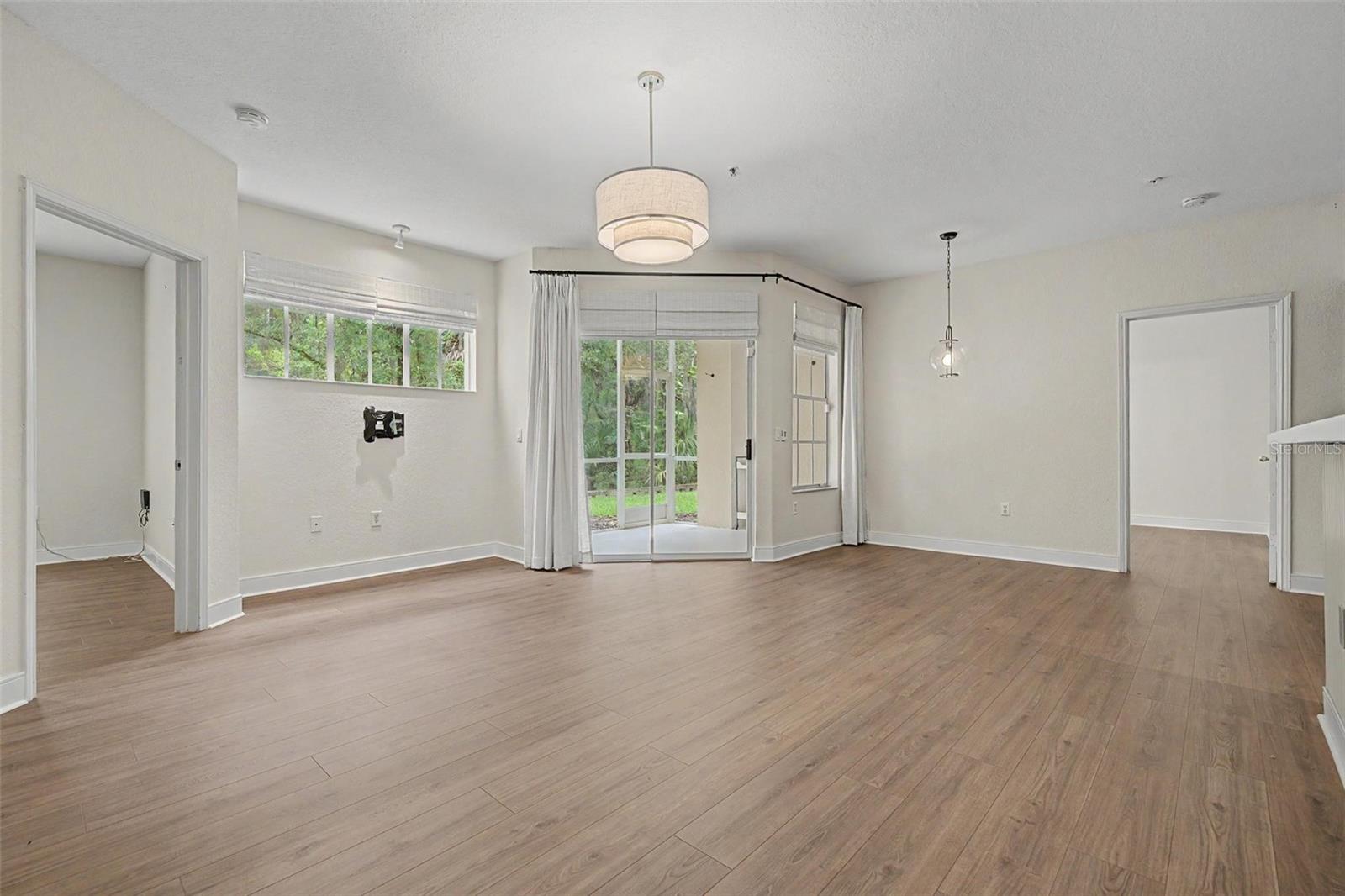5125 PALM SPRINGS BOULEVARD 6107