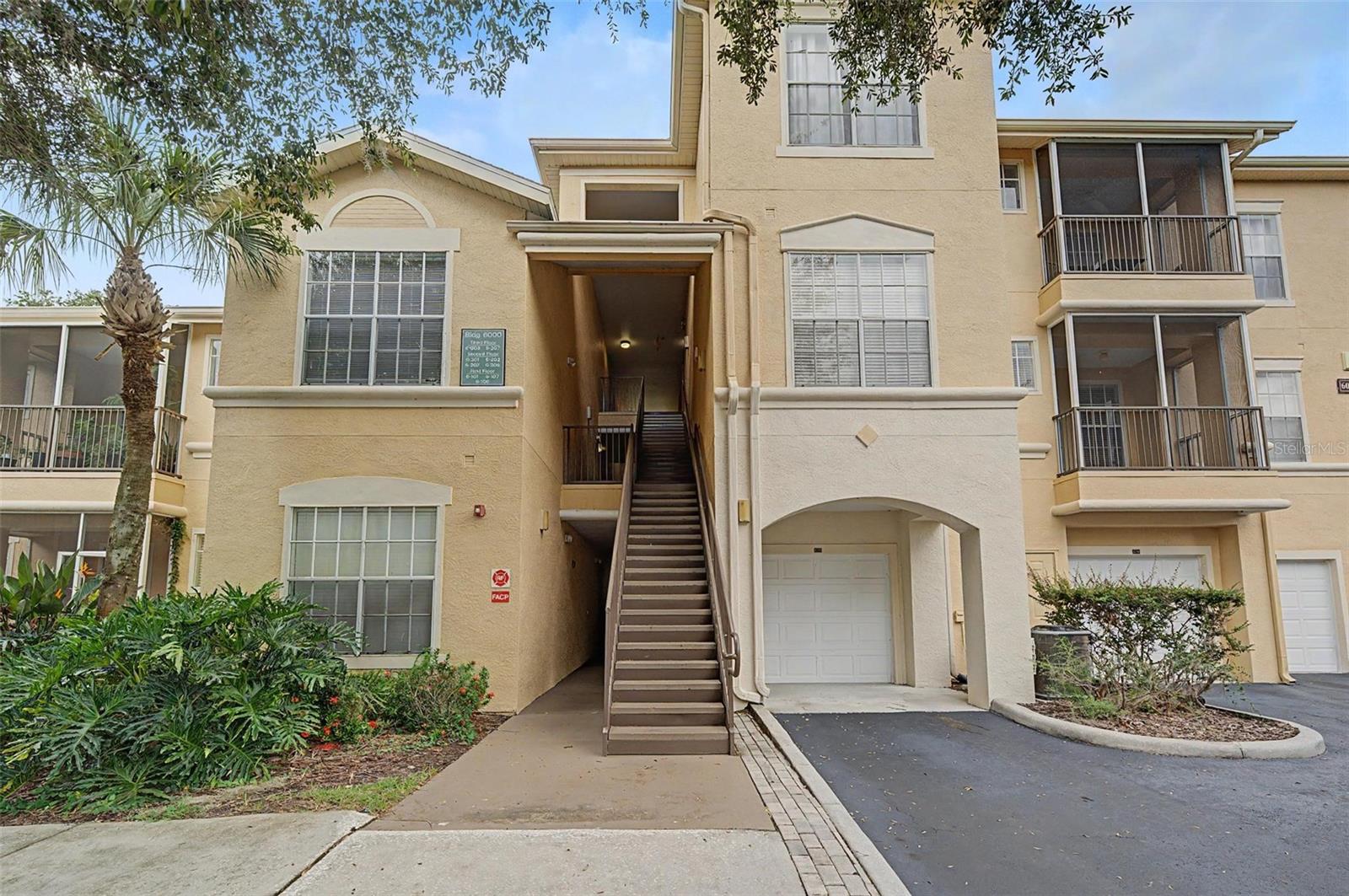 5125 PALM SPRINGS BOULEVARD 6107