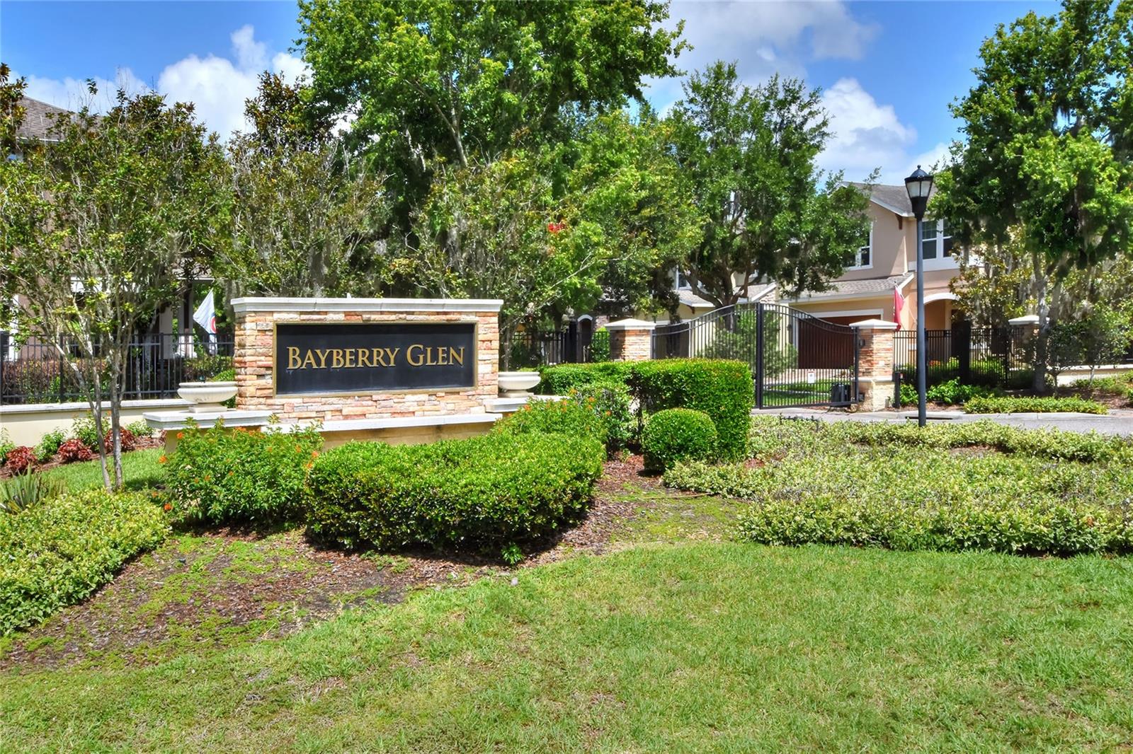 FISHHAWK RANCH TR 8 PT - Residential