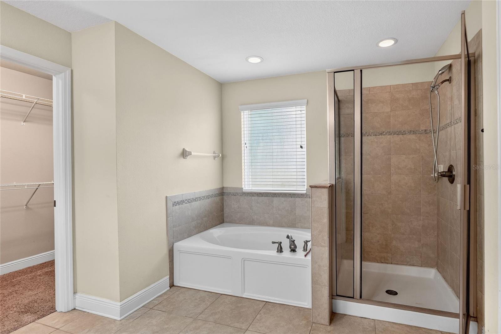 FISHHAWK RANCH TR 8 PT - Residential