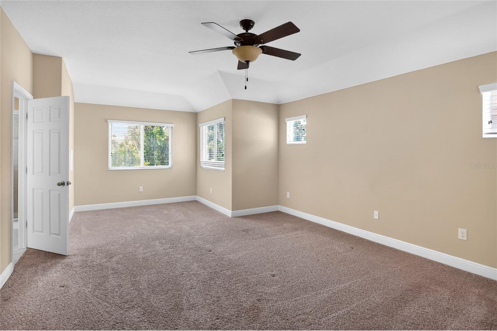 FISHHAWK RANCH TR 8 PT - Residential