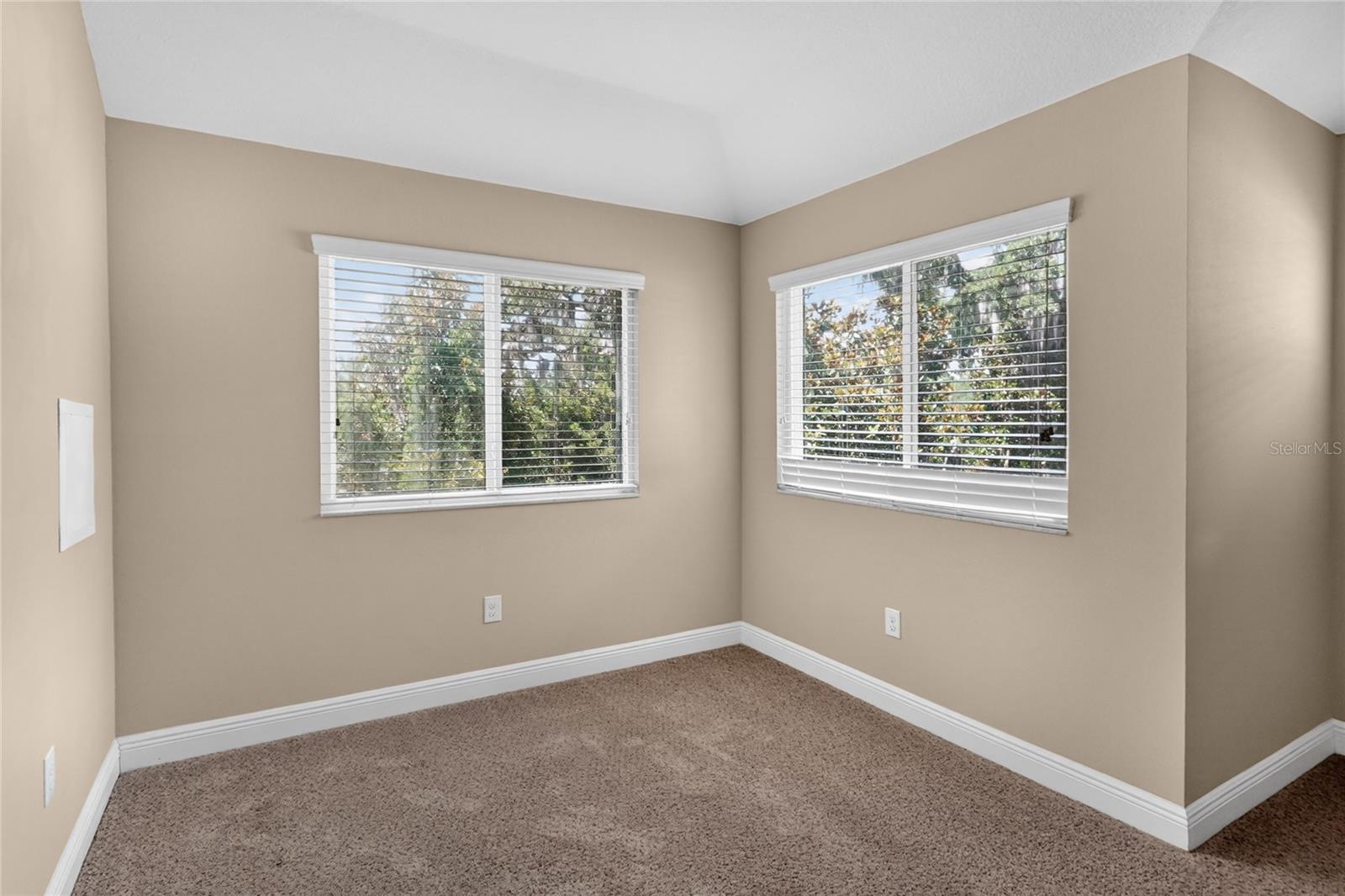 FISHHAWK RANCH TR 8 PT - Residential