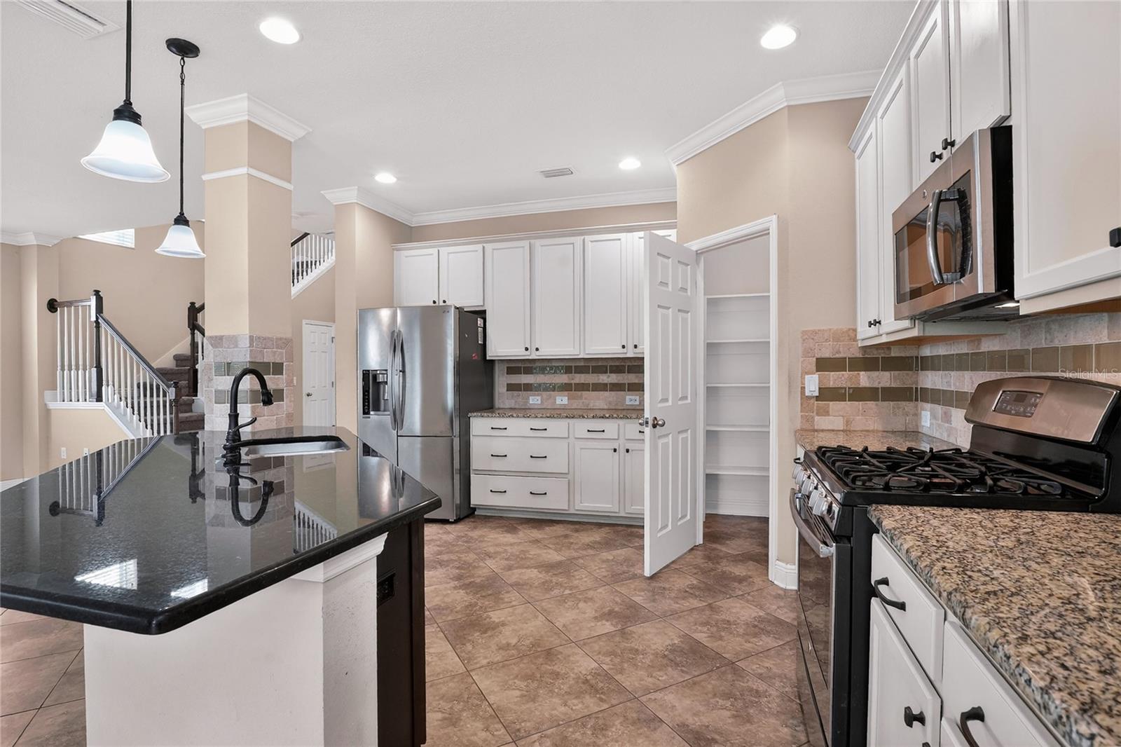 FISHHAWK RANCH TR 8 PT - Residential